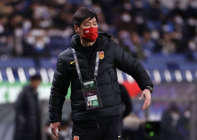 另一方面也借此来暗示戏曲与文化精英在面对新兴的电影文化以及观众的消费行为时已经到了穷途末路的阶段，而只能以虞姬舞剑告别霸王的仪式在舞台上做最后的演出，并用留影的方式将传统戏曲加以保存且勾起人们无限的惆怅，同时透过这些艺人的血汗史及其牺牲来创造出人们对于民族文化想像的回忆与认同感。